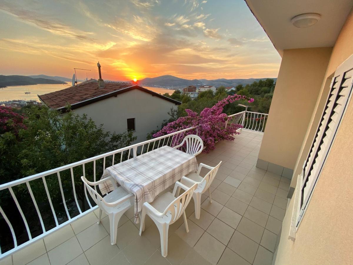 Apartment Ankica Трогир Экстерьер фото